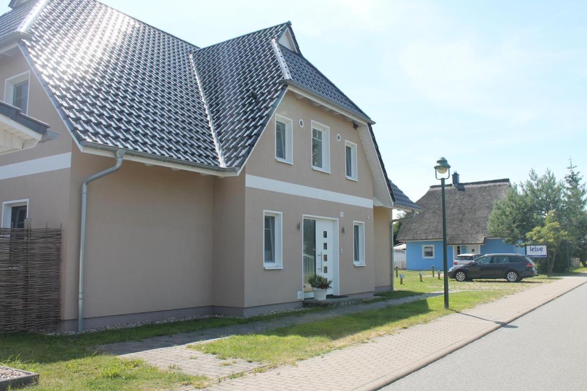 Ferienwohnung Asia In Born Exteriör bild
