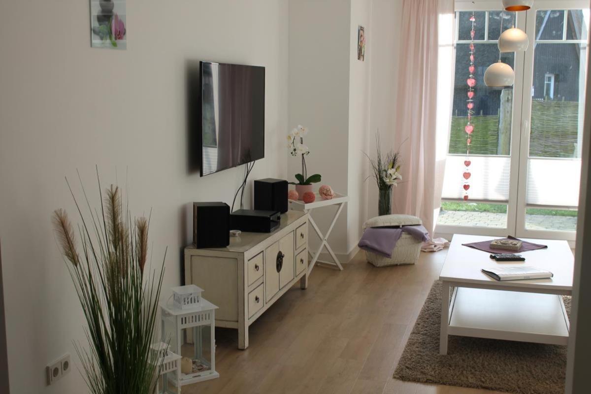 Ferienwohnung Asia In Born Exteriör bild